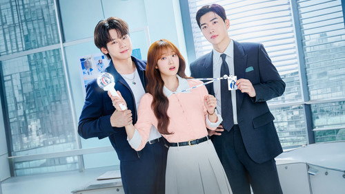 My Bias, My Boss 1. Sezon 1. Bölüm